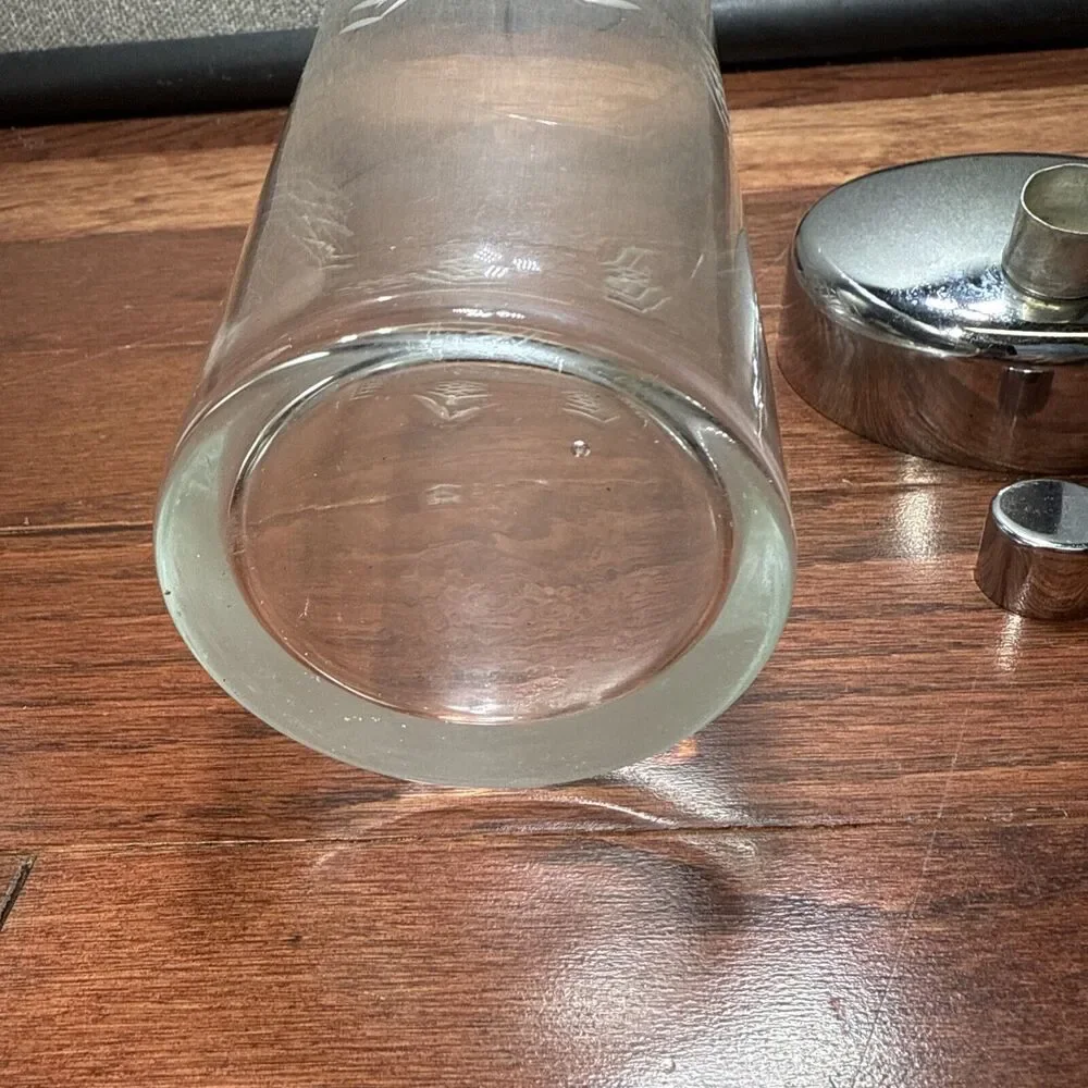 VINTAGE ART DECO ELEGANT TALL GLASS COCKTAIL SHAKER CHROME Etched Design